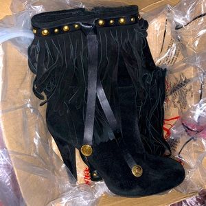 EUC Gucci Black Suede Fringe Heeled Booties with Gold/Brass Accents IT 40